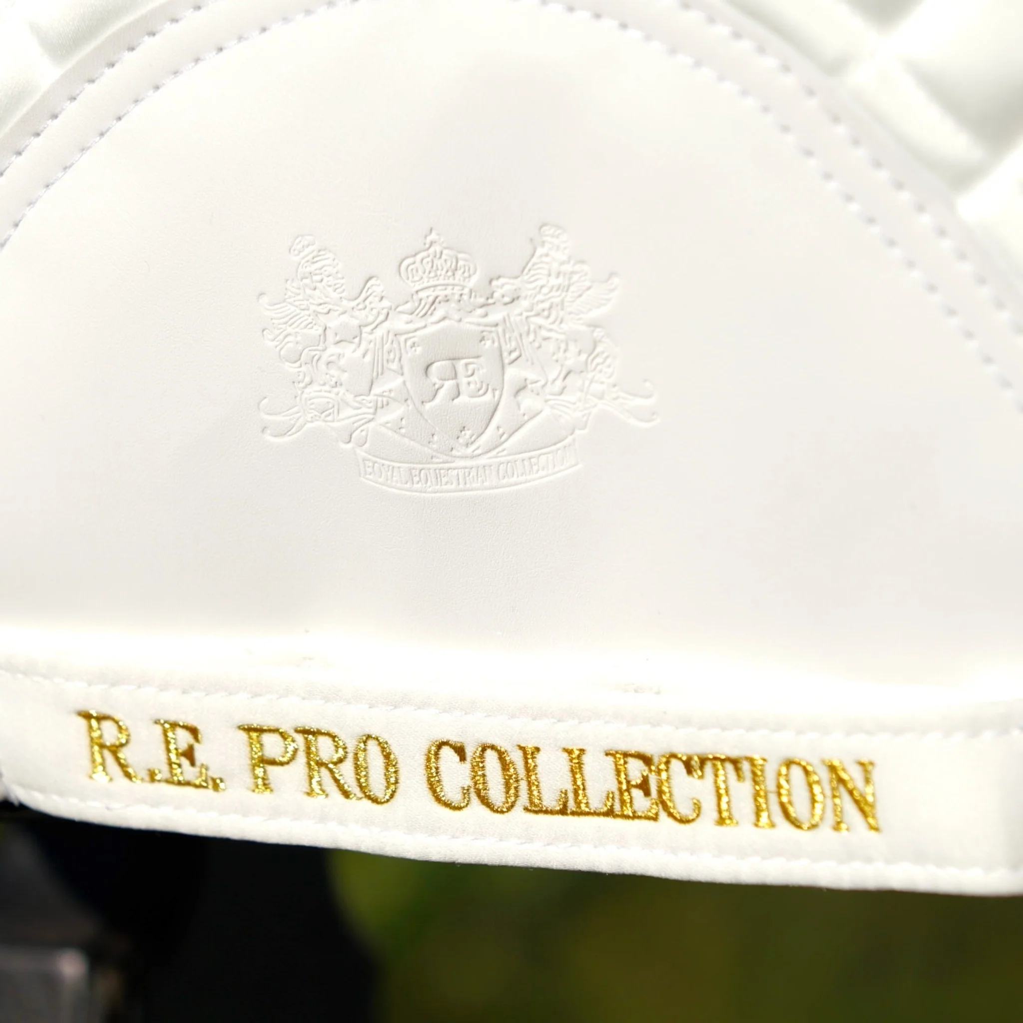 Royal Equestrian Saddle Pad Dressage Pro Cooling Mesh White Gold - Image 4