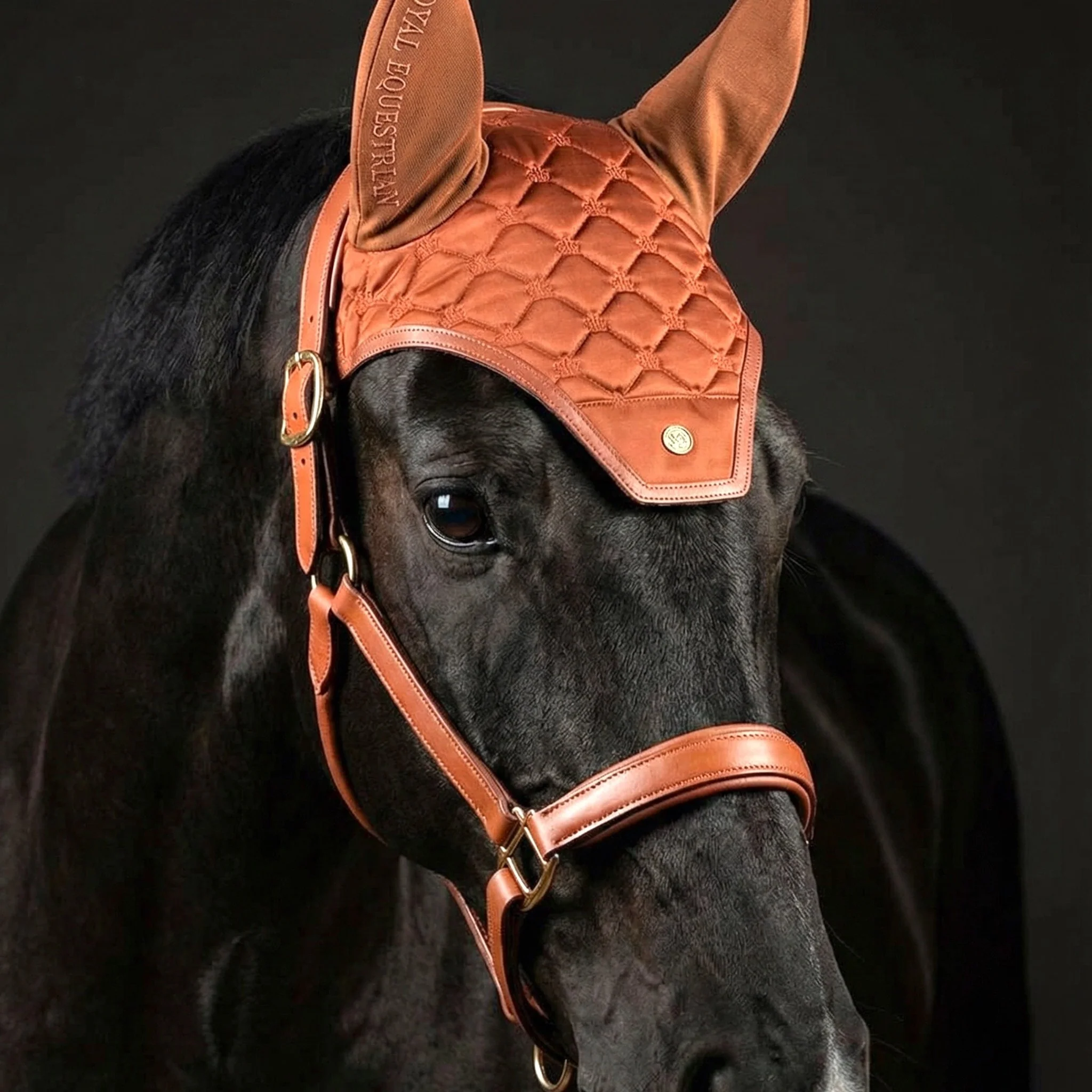 Royal Equestrian Ear Bonnet Copper en Vogue