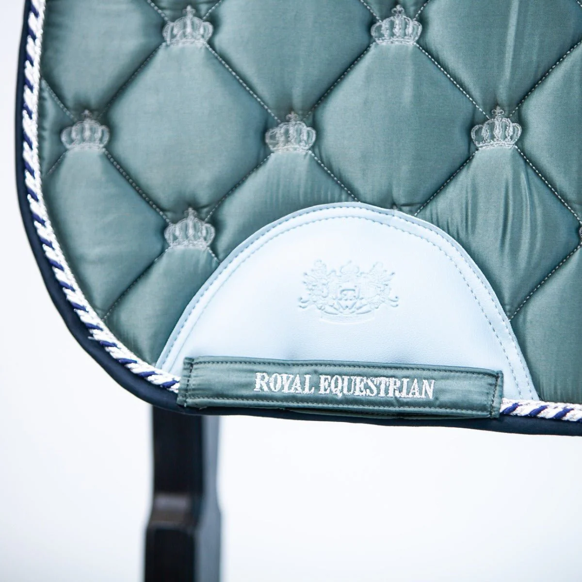 Royal Equestrian Saddle Pad Jump Marine Blue - Image 4