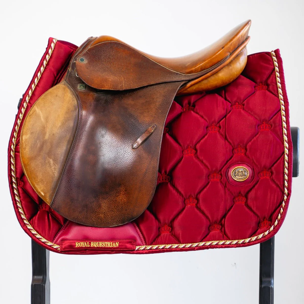 Royal Equestrian Saddle Pad Jump Red Crimson - Image 4