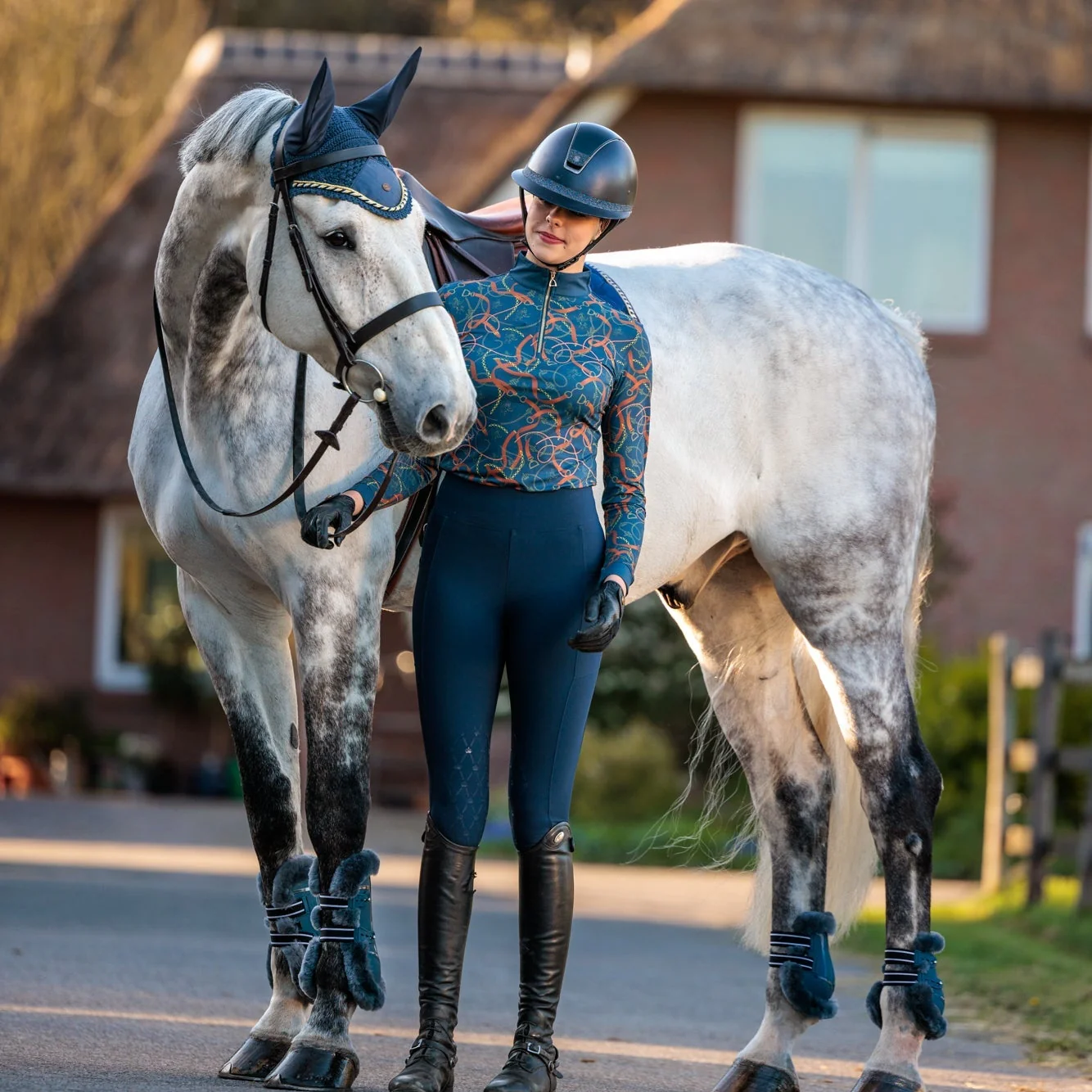 Royal Equestrian Saddle Pad Jump Royal Blue - Image 4